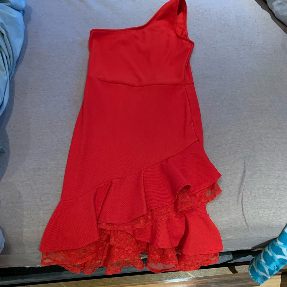Ladies off the shoulder red dress
